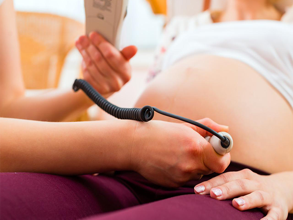 孕晚期肚子里啵的一声怎么回事？