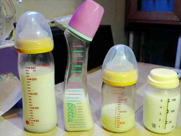 母乳挤在奶瓶里能放多久？