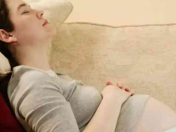 怀孕初期会早醒代表男孩吗？