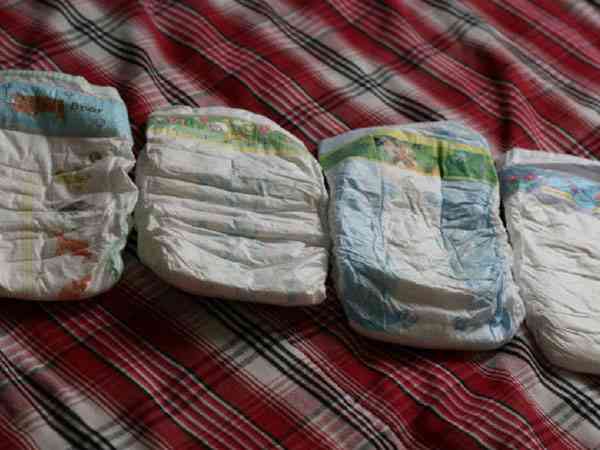 s码纸尿裤需要囤多少片？