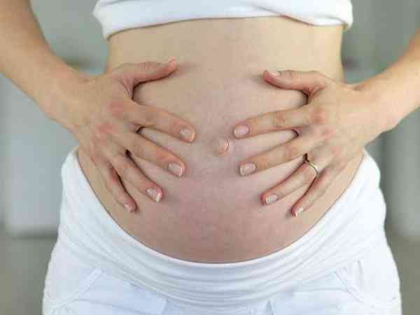 孕几周热敷肚子会畸形？