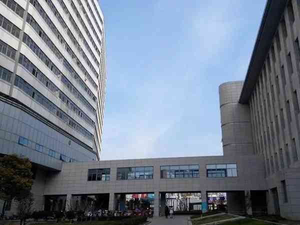 连云港市妇幼保健院做三代试管要多少钱？