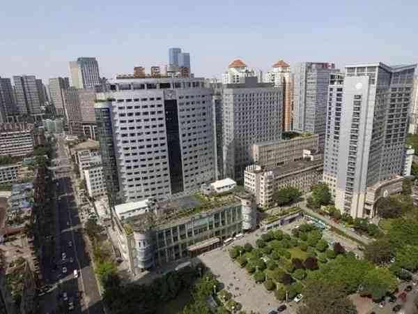 重庆附属第一医院哪些医生做试管婴儿的成功率高？