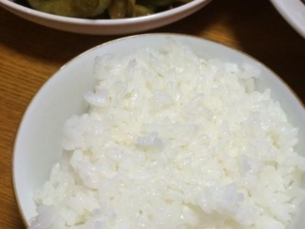 吃米饭营养价值过低