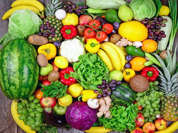 产后吃蔬菜水果可淡化妊娠纹