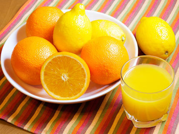 柳橙汁不能和槟榔一起吃