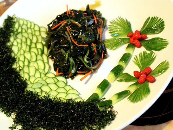 凉拌螺旋藻营养丰富