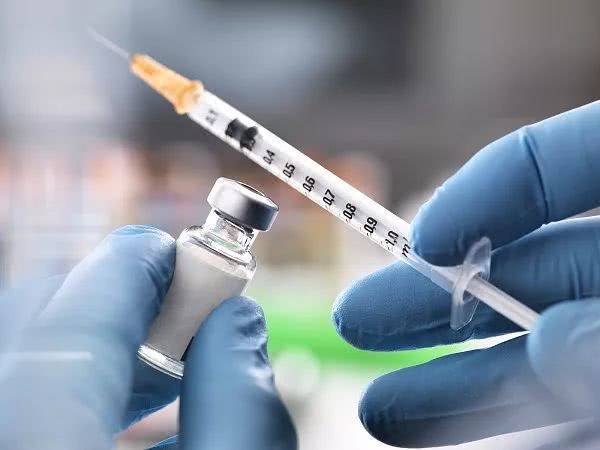河南开始接种新冠疫苗加强针