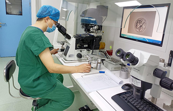 胚胎观察器能提高试管成功率