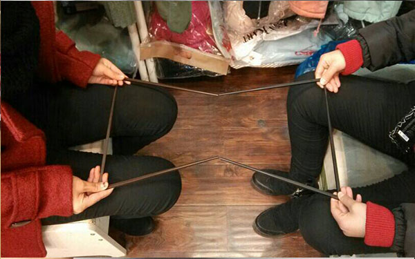  民间用筷子测男女的方法