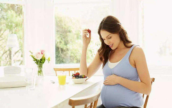 不活动且长期有妊娠保护的孕妇会晚生产