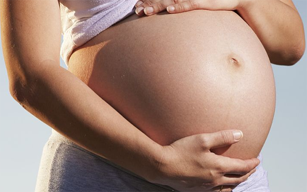 孕41周不发动可能与孕妇雌激素较低有关