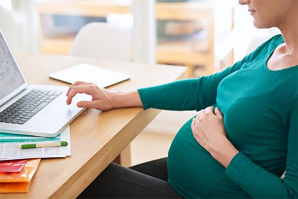 孕妇要避免长时间使用电脑