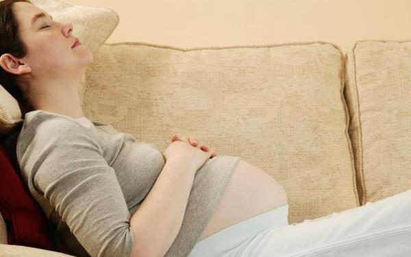 一般孕妇生完瘦十到十五斤