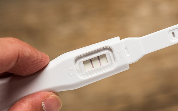 停经后可用验孕试纸可检测是否怀孕