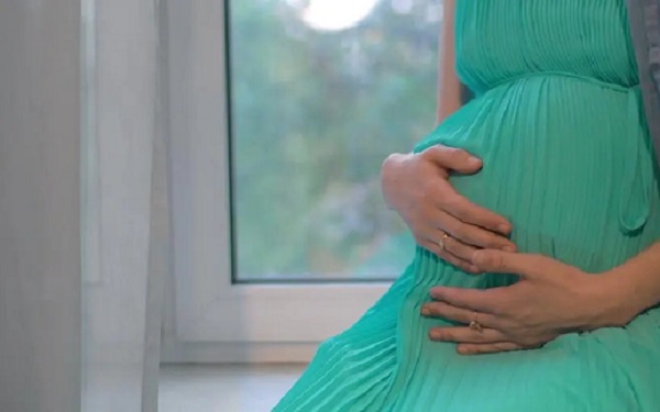 孕妇怀男宝面相最准方法有看孕妇的眉毛