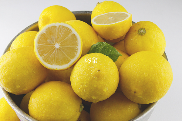 柠檬是耳熟能详的酸性水果