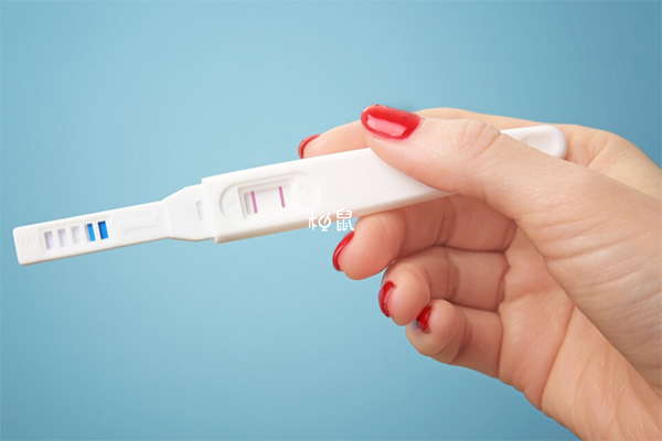 怀孕早期无法通过尿频分辨男女