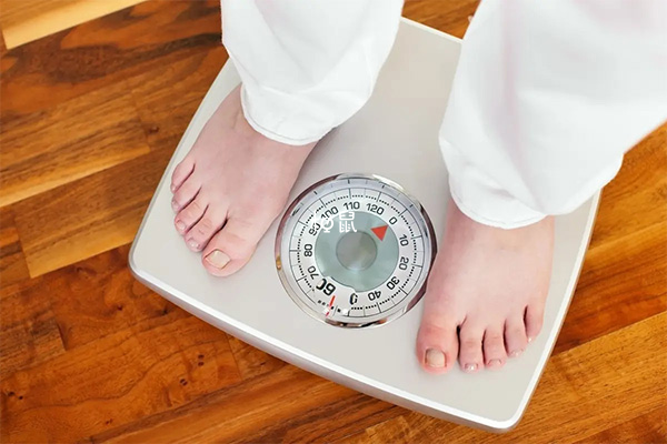 BMI指数位于24~27.9区间为超重