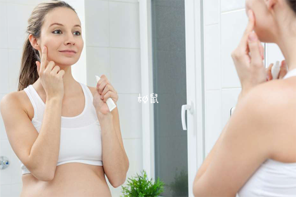 怀孕后使用护肤品要多注意