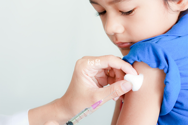 美国并没有暂停HPV疫苗接种