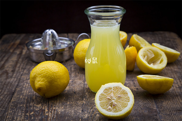 柠檬水可以抑制胃酸的分泌