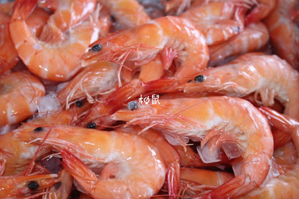 促排期间吃虾有助于卵泡发育