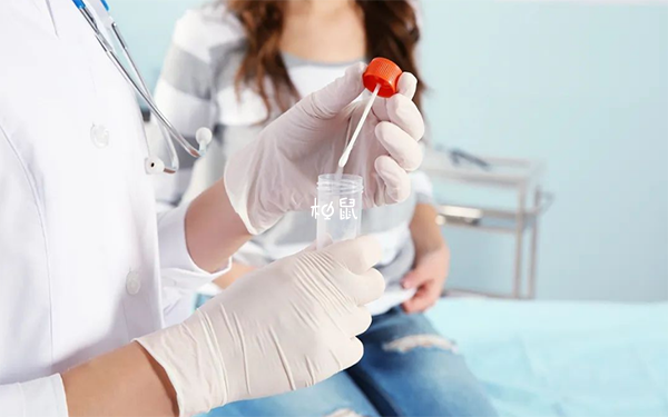 移植囊胚20天出鲜红血怎么办