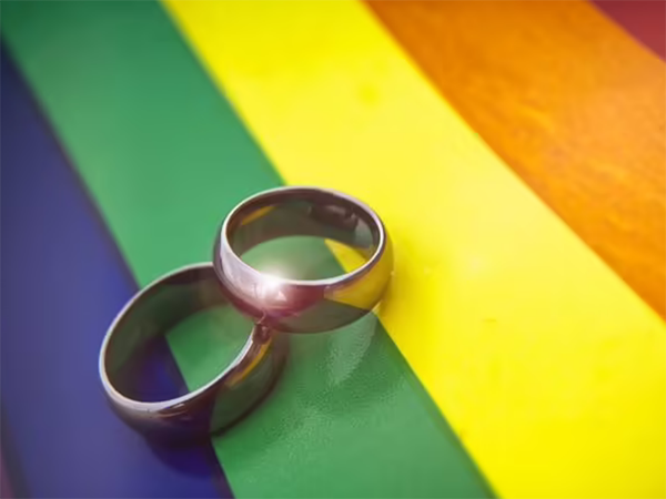 意大利同性婚姻合法吗？