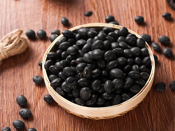 黑豆是碱性生儿子可以多吃吗？