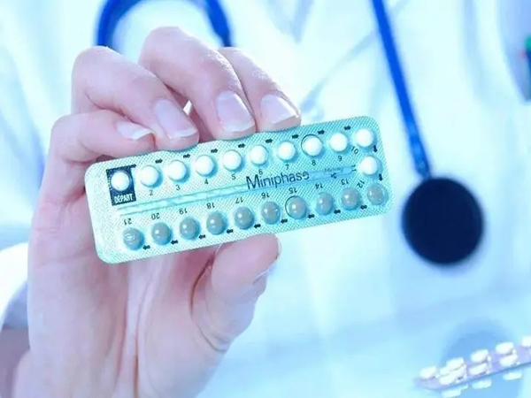 试管前吃避孕药是降调吗？
