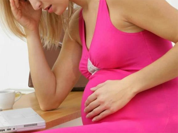 孕晚期出现哪种宫缩是要生了？