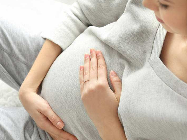 有孕妇尖肚子和圆肚子的对照图吗？