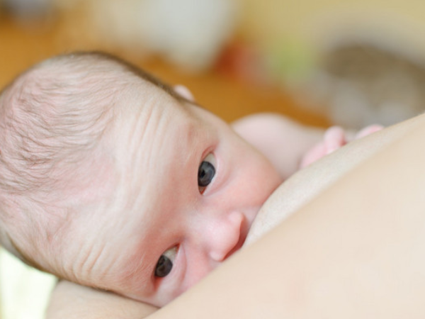 婴儿没有吃饱母乳的信号有哪些