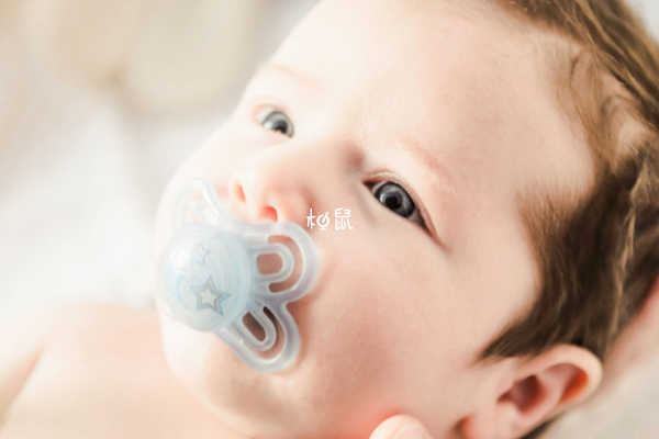 七个月宝宝不吸安抚奶嘴是一件好事