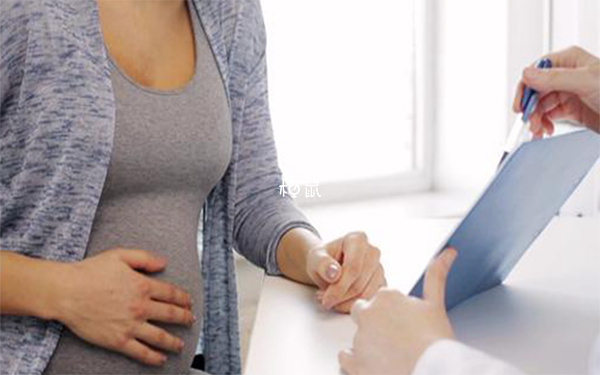孕囊形态欠规则要定期检查