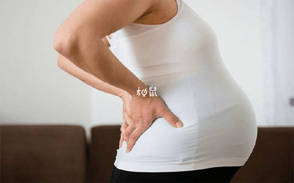 孕妇孕肚形状跟胎儿大小有关