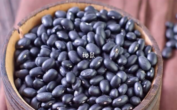 月经期连续吃黑豆会影响卵泡发育
