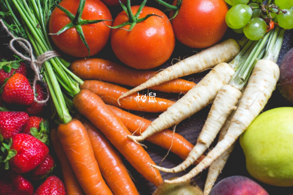 吃蔬菜和水果有助于降血脂