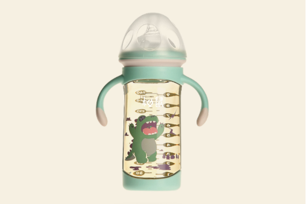 Babycare奶瓶手柄需要固定才不会漏水