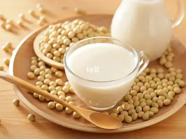 绝经后保养卵巢子宫可以吃含雌激素的食物