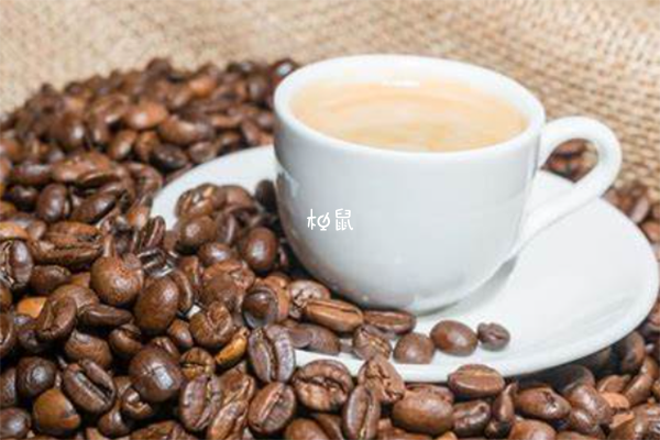 摄入过多咖啡因会影响胚胎着床